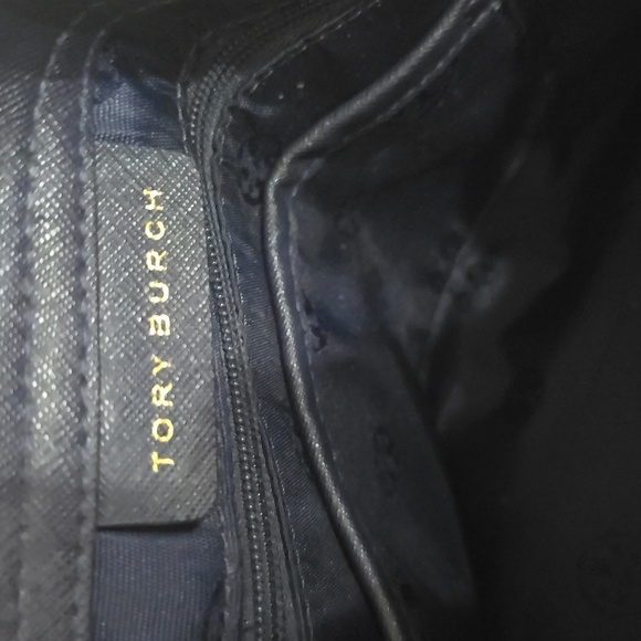 Tory Burch Dark Blue Tote Bag With Holiday Scarf - Picture 10 of 12